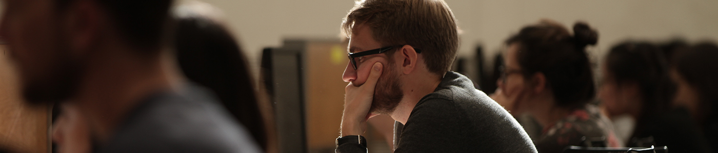 Student in LSE Library