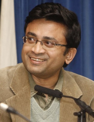 Maitreesh Ghatak