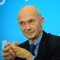 Pascal Lamy200x200