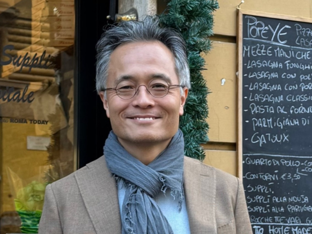 Youngjin Yoo