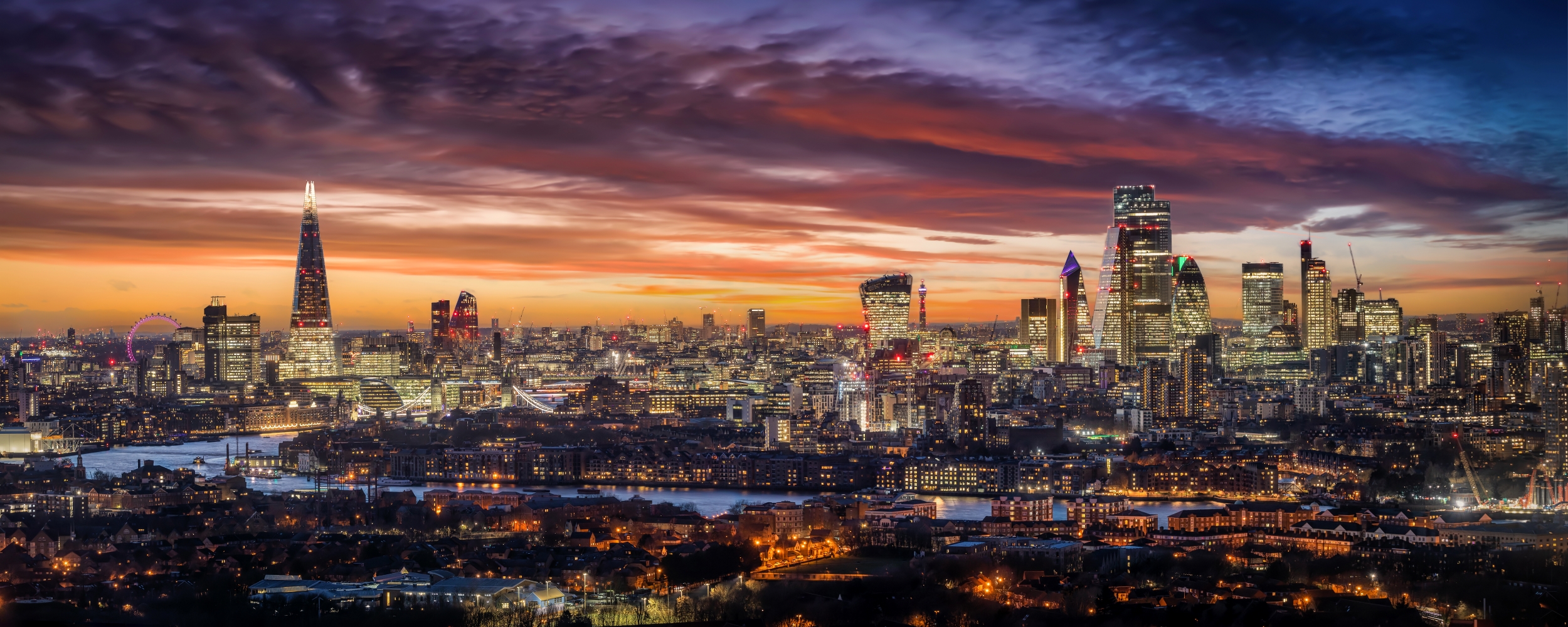 NightLondonPano