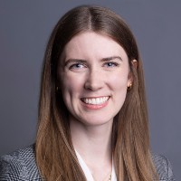 Portrait photo of Kelly Harrings