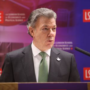 Juan Manuel Santos 300300