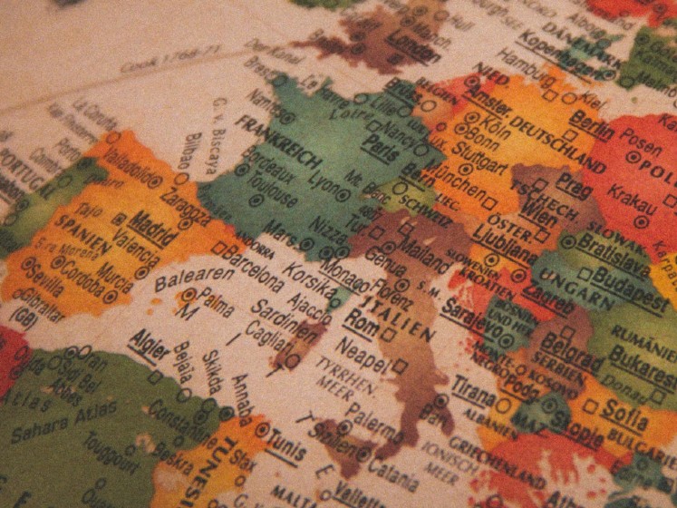 europe-globe-christian-lue-7dEyTJ7-8os-unsplash-747x560