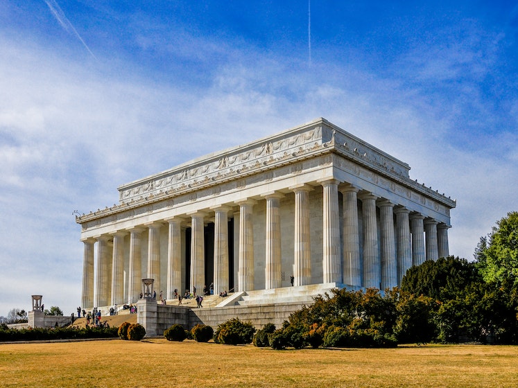 lincoln-memorial-747x560-4-3