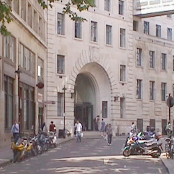 LSE main entrance