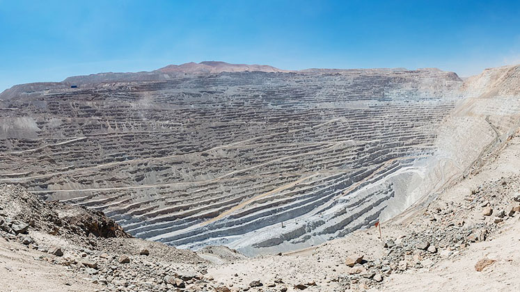 chile_Chuquicamata Copper Mine_CC by SA_747x420_Diego Delso