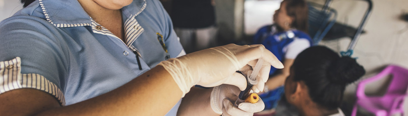colombia_blood_test_rural_gloves_1400x400