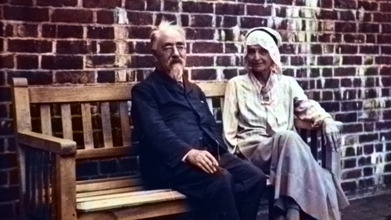 Sidney and Beatrice Webb sitting on a bench