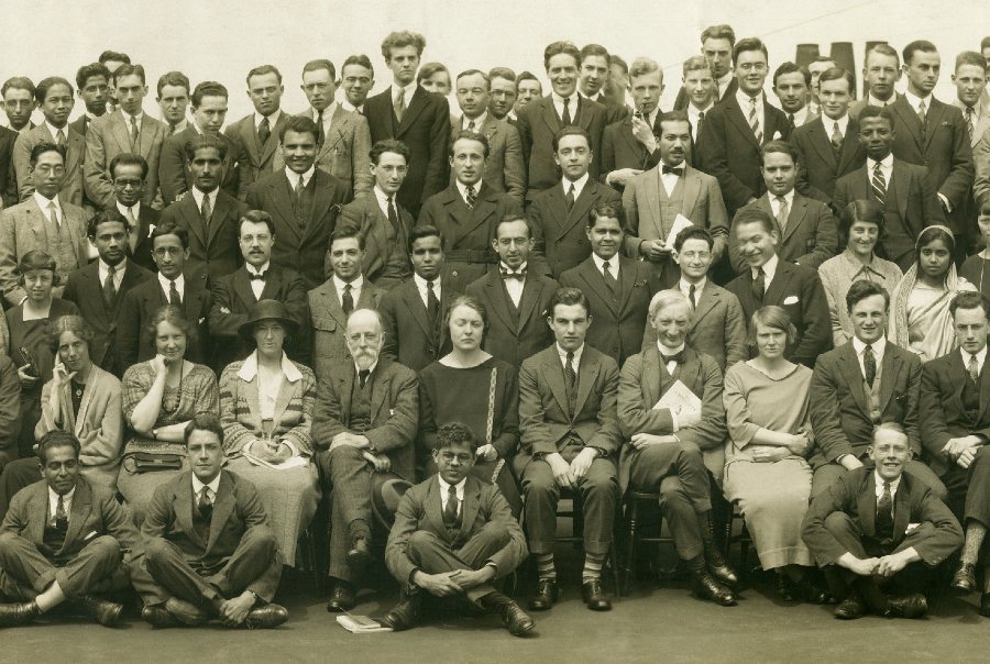 A group photo of LSE students and staff