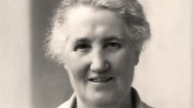 A portrait photo of Myra Sadd Brown