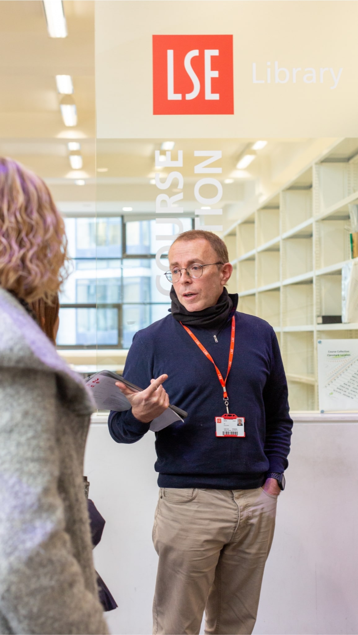A member of staff giving a tour of LSE Library.
