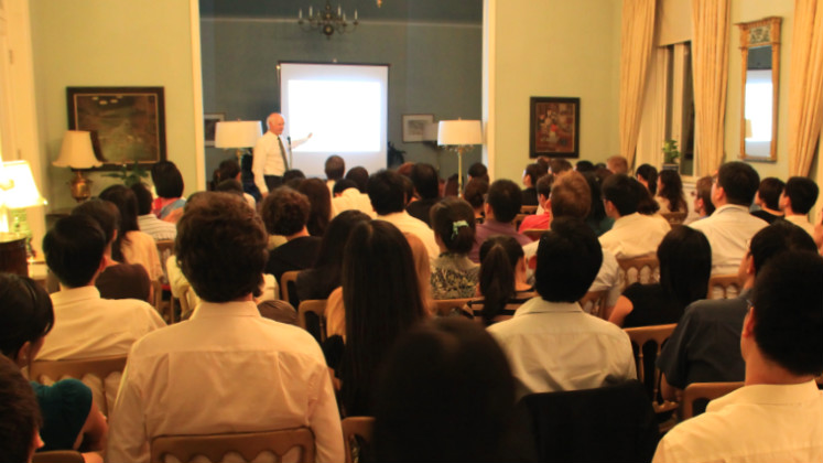 LSE alumni at British Ambassadors Beijing 28 July 2010