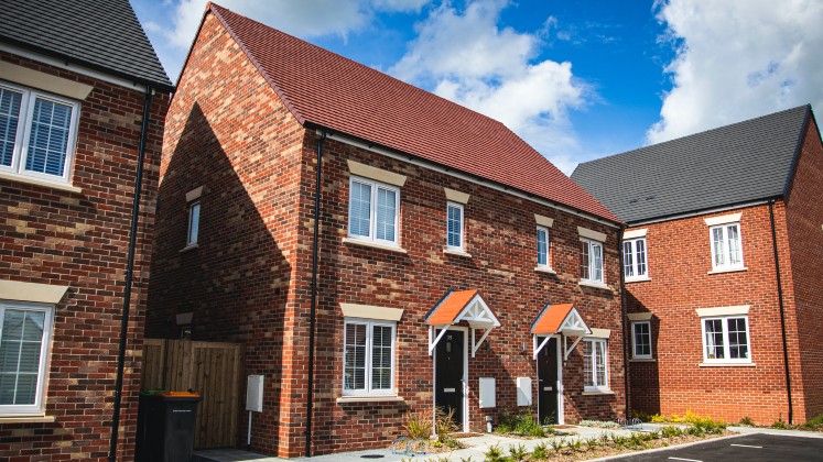 NewBuildHouse 747x420 james-feaver-unsplash