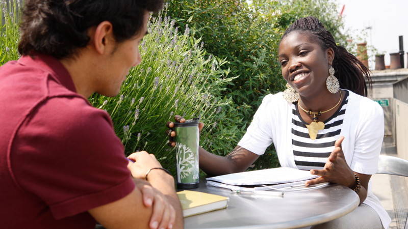 LSE students on campus