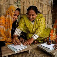 literacy in bangladesh