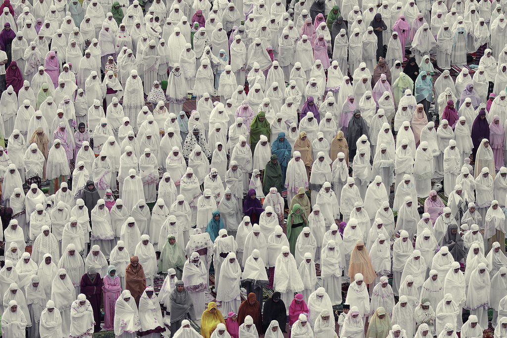 A crowd of Muslim women in chadors