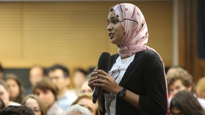 Audience_4570_800x450_16-9_sRGBe