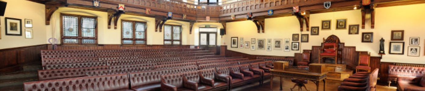 Cambridge_Union_Chamber (cropped)